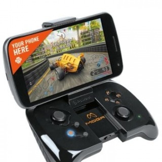 Gameloft、Atari、Sega 和 Namco Bandai 为 Android 推出 MOGA 蓝牙控制器